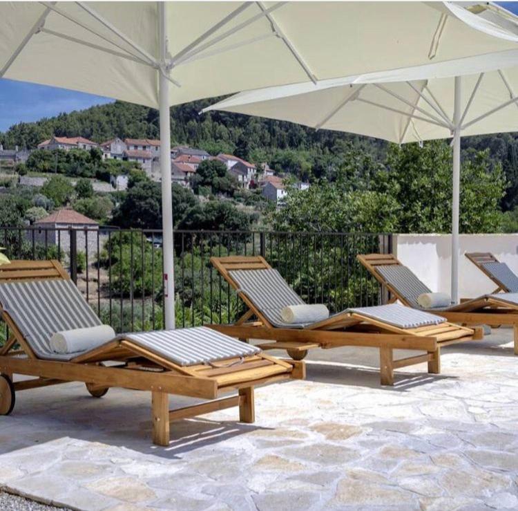 Villa Ploca On Hvar With A Private Heated Pool Dol  Exterior foto