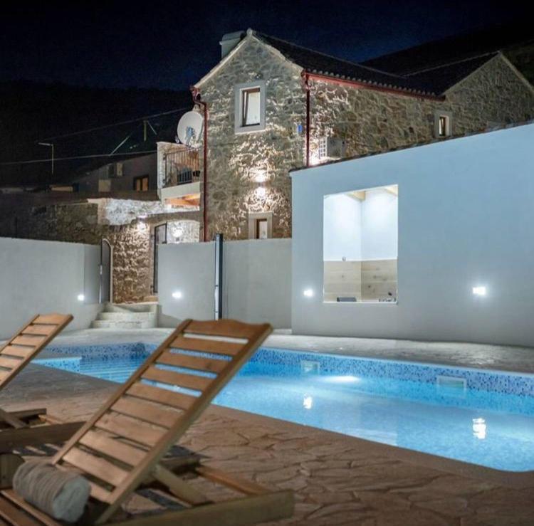 Villa Ploca On Hvar With A Private Heated Pool Dol  Exterior foto